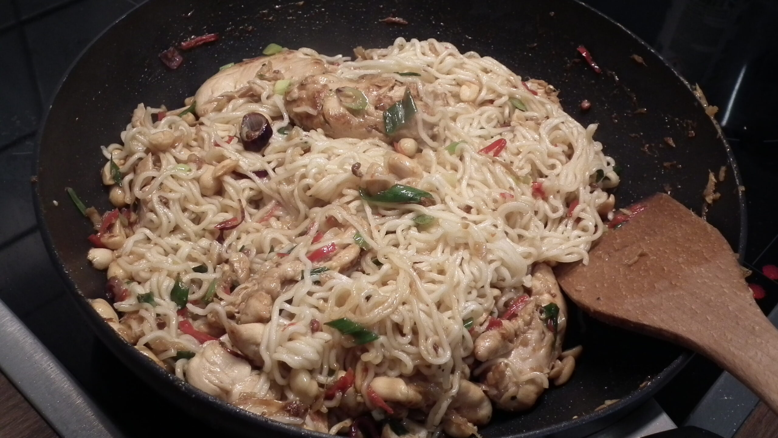 Kung Pao Huhn Bild 3